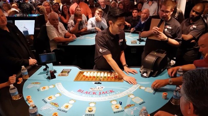 A blackjack tournament with speaker A blackjack tournament with speaker